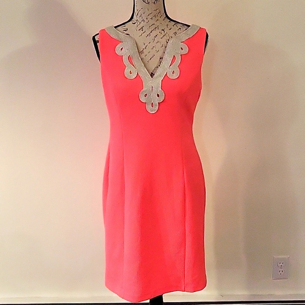 Vince Camuto HOT PINK Barbie Midi Dress With Silver Applique Size 8 😍